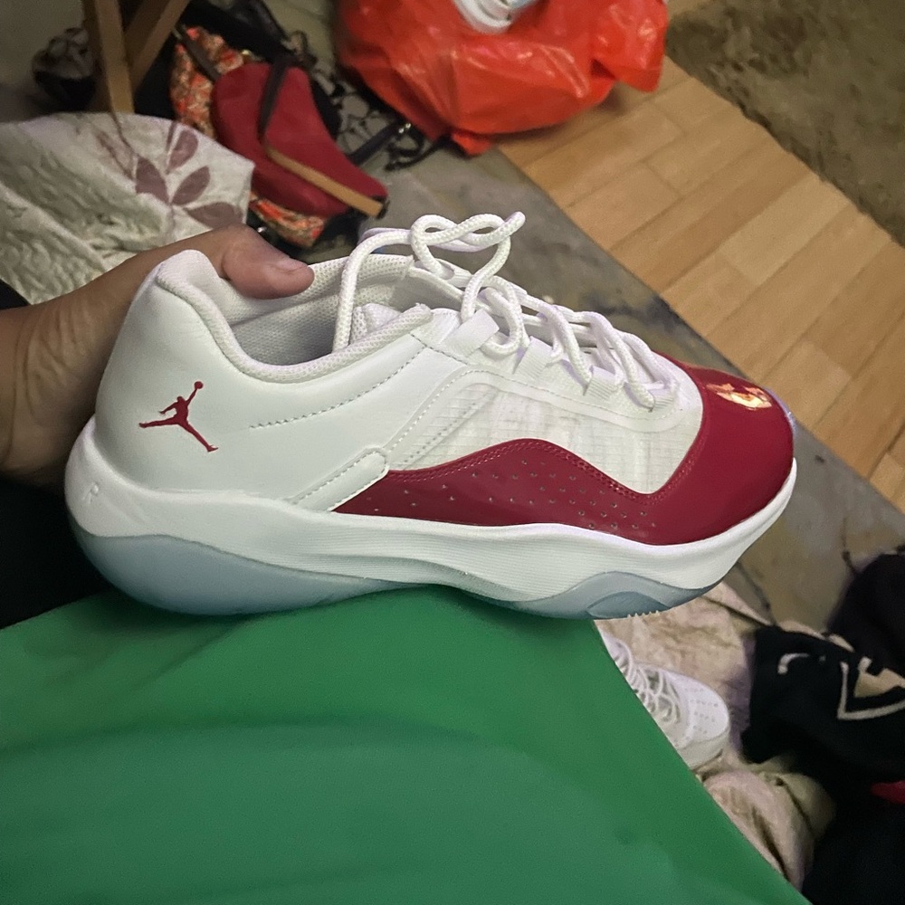 Jordan low